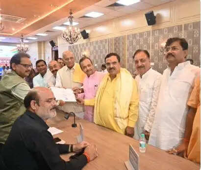 भाजपा के आठ और सपा के दो राज्यसभा प्रत्याशी निर्विरोध निर्वाचित