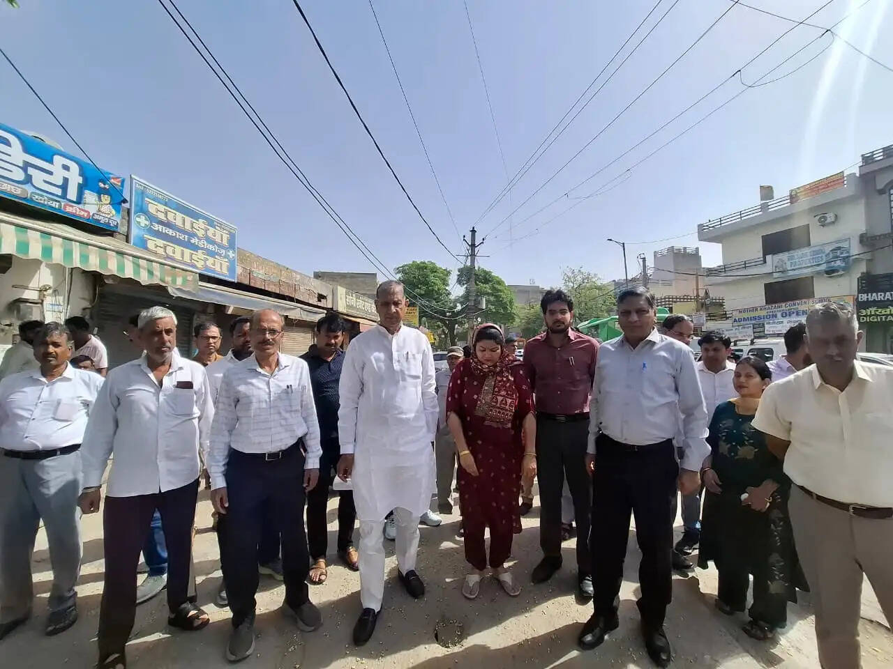 एमसीडी में नेता सदन जय भगवान यादव ने बख्तावरपुर क्षेत्र का किया निरीक्षण