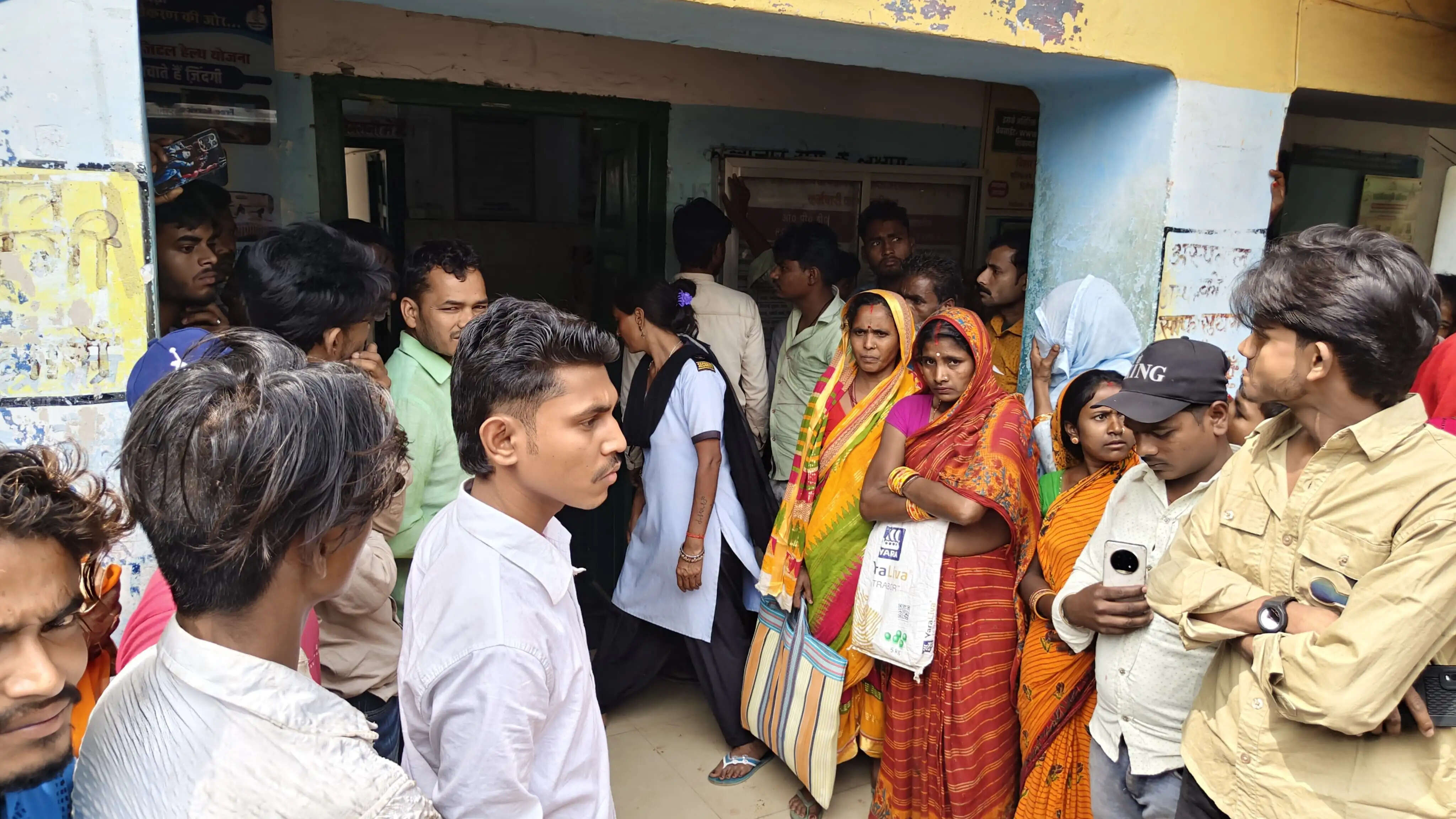 जमीन विवाद में ग्राम कचहरी के पंच पर जानलेवा हमला, हालत गंभीर