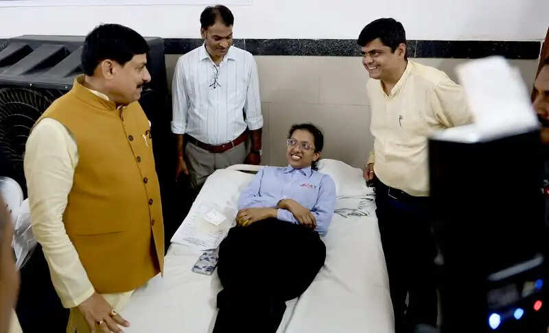 मध्य प्रदेश में सेवा संकल्प अभियान के प्रथम दिन 388 रक्तदान शिविर