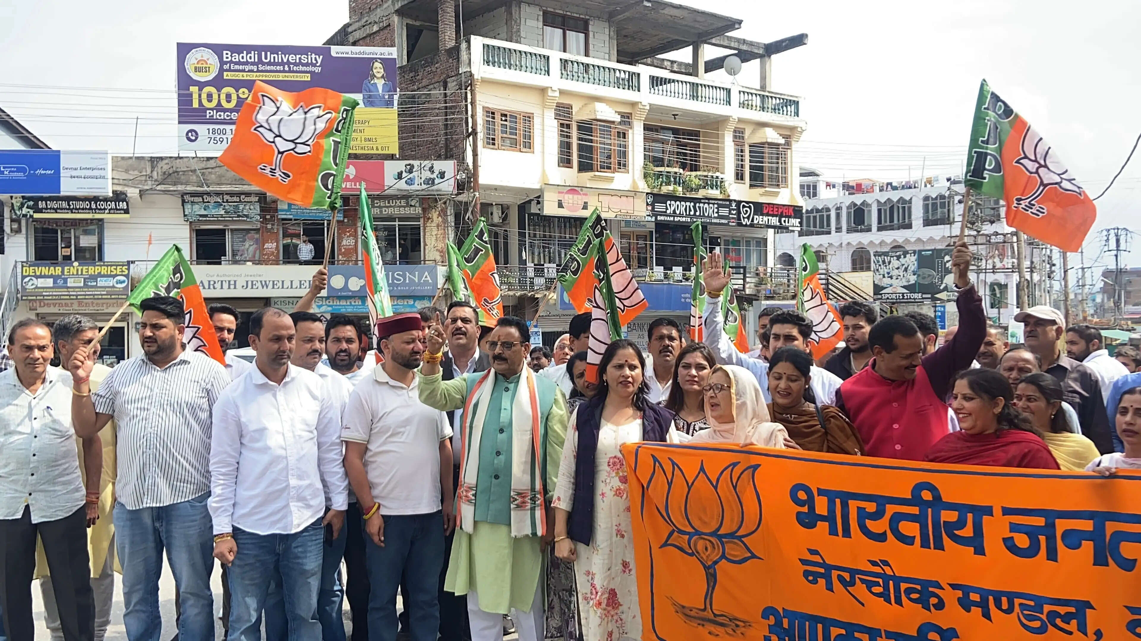 नए विकास कार्य तो दूर, जयराम सरकार के शुरू किए कार्य भी पूरे नहीं करवा पा रही कांग्रेस सरकार : इंद्र सिंह गांधी