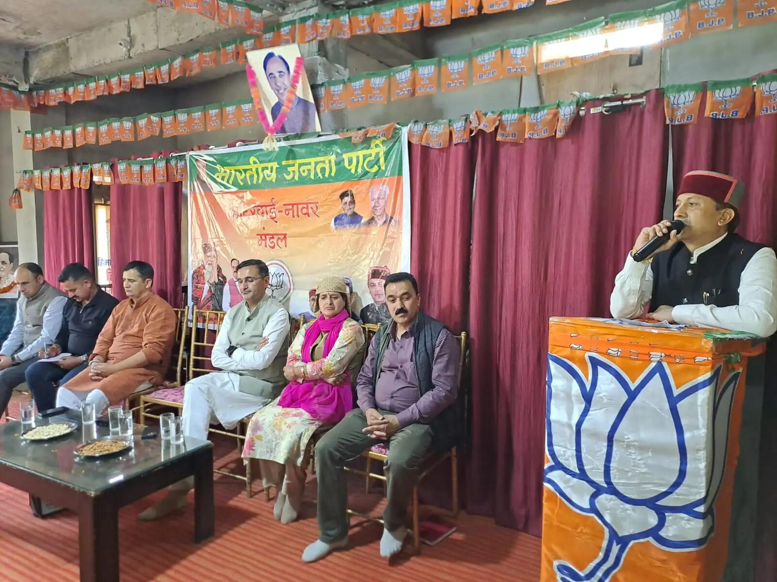 हिमाचल में विकास की गति थमी, केंद्र की नीतियों पर भरोसा जता रही जनता : सिकंदर कुमार