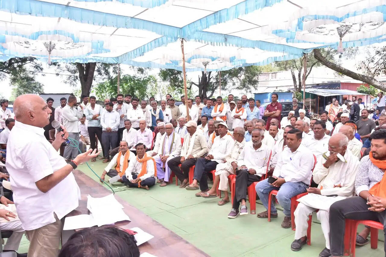 जनसंवाद से विकास को मिल रही नई दिशा, जनता की भागीदारी जरूरी: हेमंत खण्डेलवाल