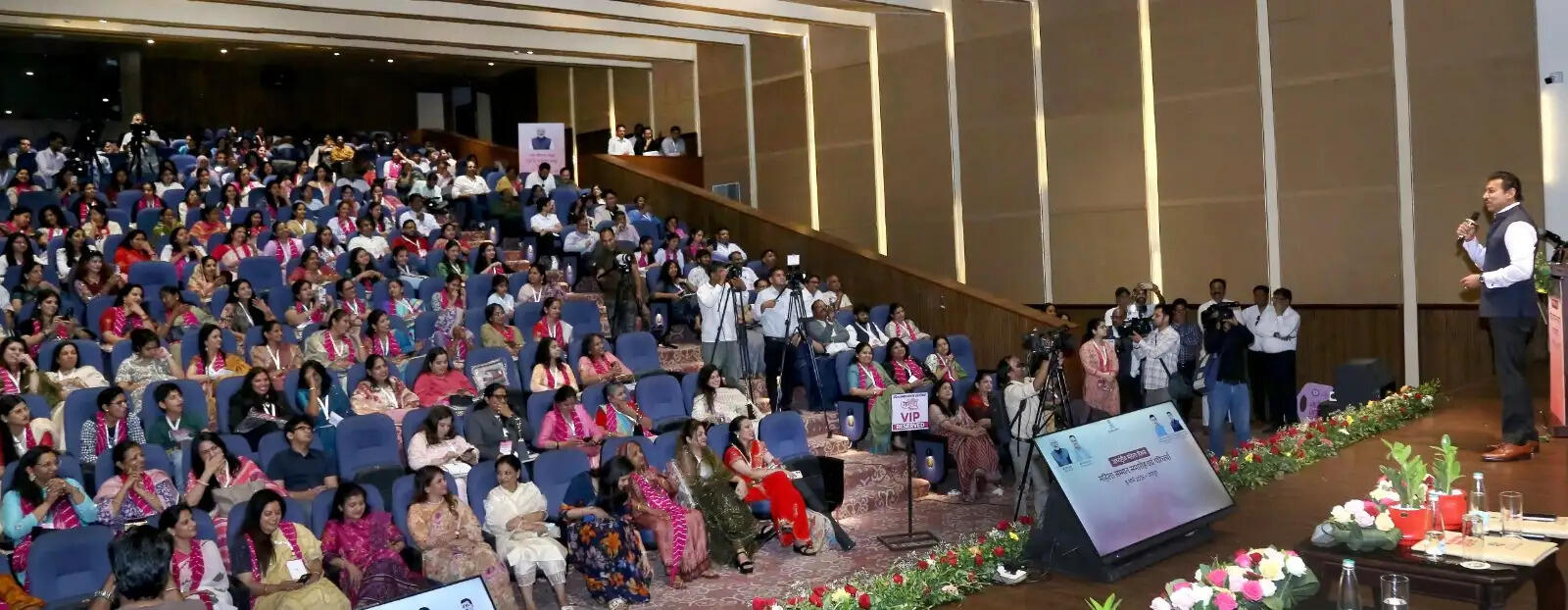 महिला दिवस पर 11 महिलाओं का सम्मान, उद्यम से जुड़ने का आह्वान