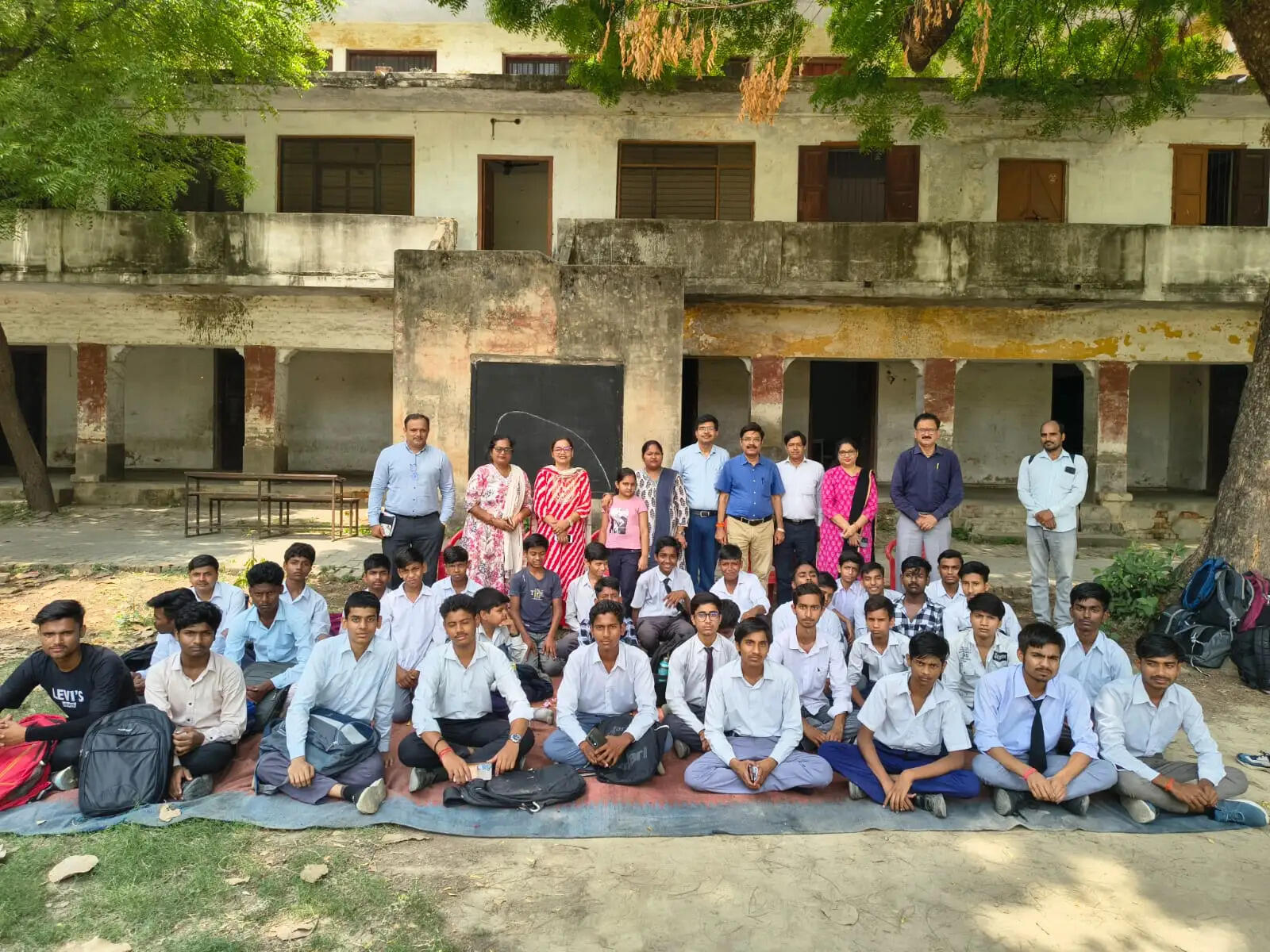हरित भंडारा के संकल्प को पूरा करने में जुटी मंगलमान की टीम