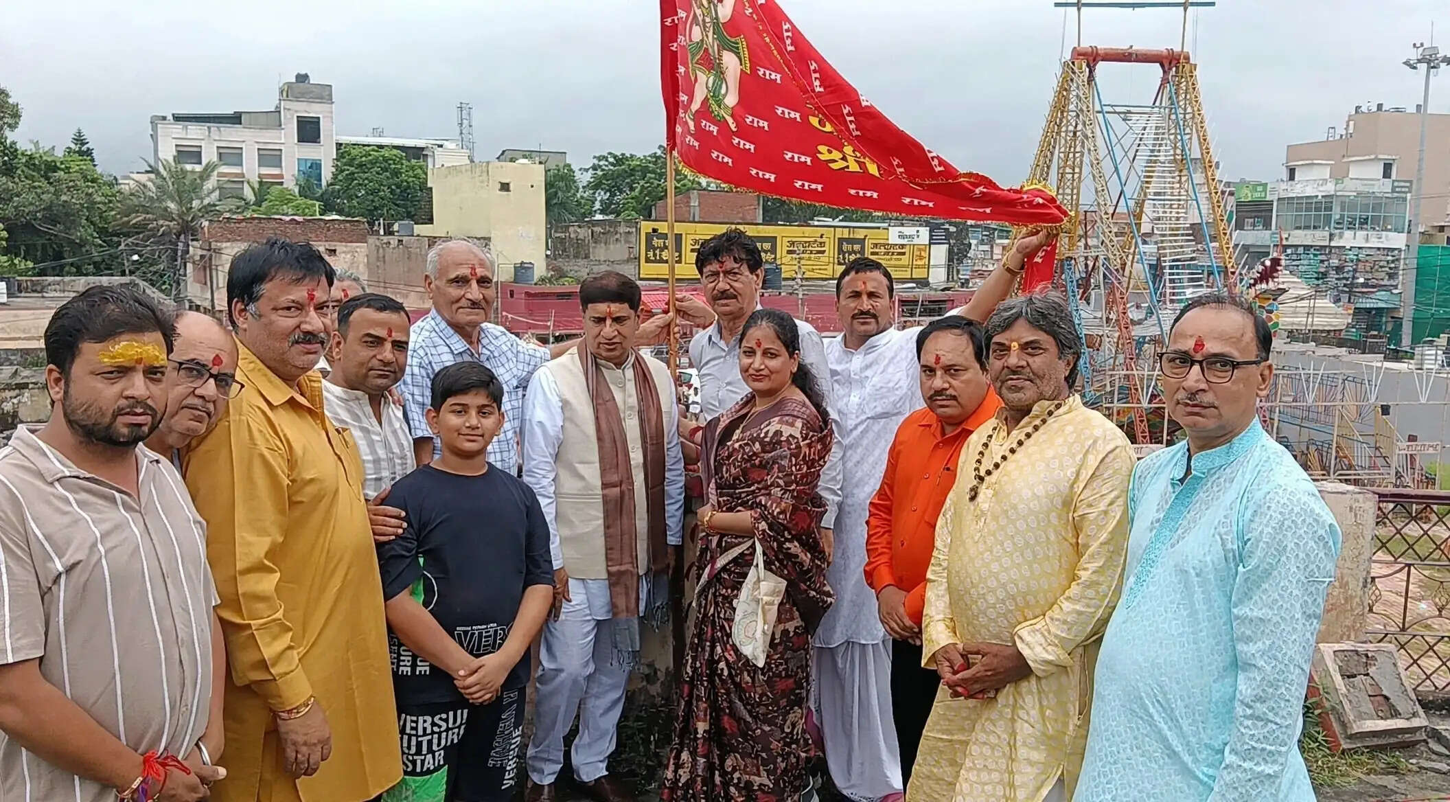 ध्वजारोहण के साथ 63वें रामलीला महोत्सव का आगाज, वृंदावन के कलाकार करेंगे मंचन