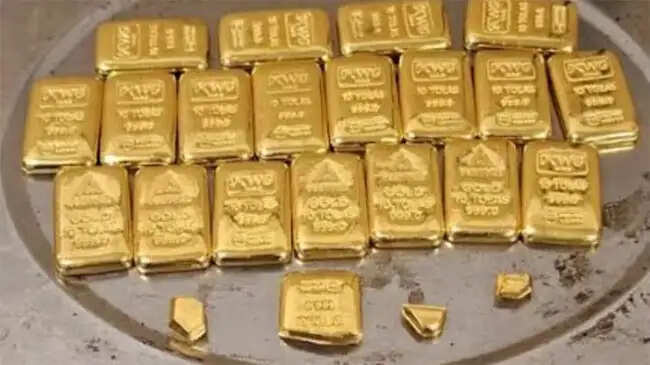मुंबई एयरपोर्ट पर डीआरआई ने 3.47 करोड़ रुपये का सोना ज़ब्त किया, पांच आरोपित गिरफ्तार