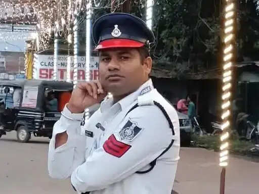 शहडोल: एसपी के ट्रांसफर के बाद निलंबित प्रधान आरक्षक तिवारी का यू टर्न, बोले- बहाल होने पर ड्यूटी को तैयार हूं