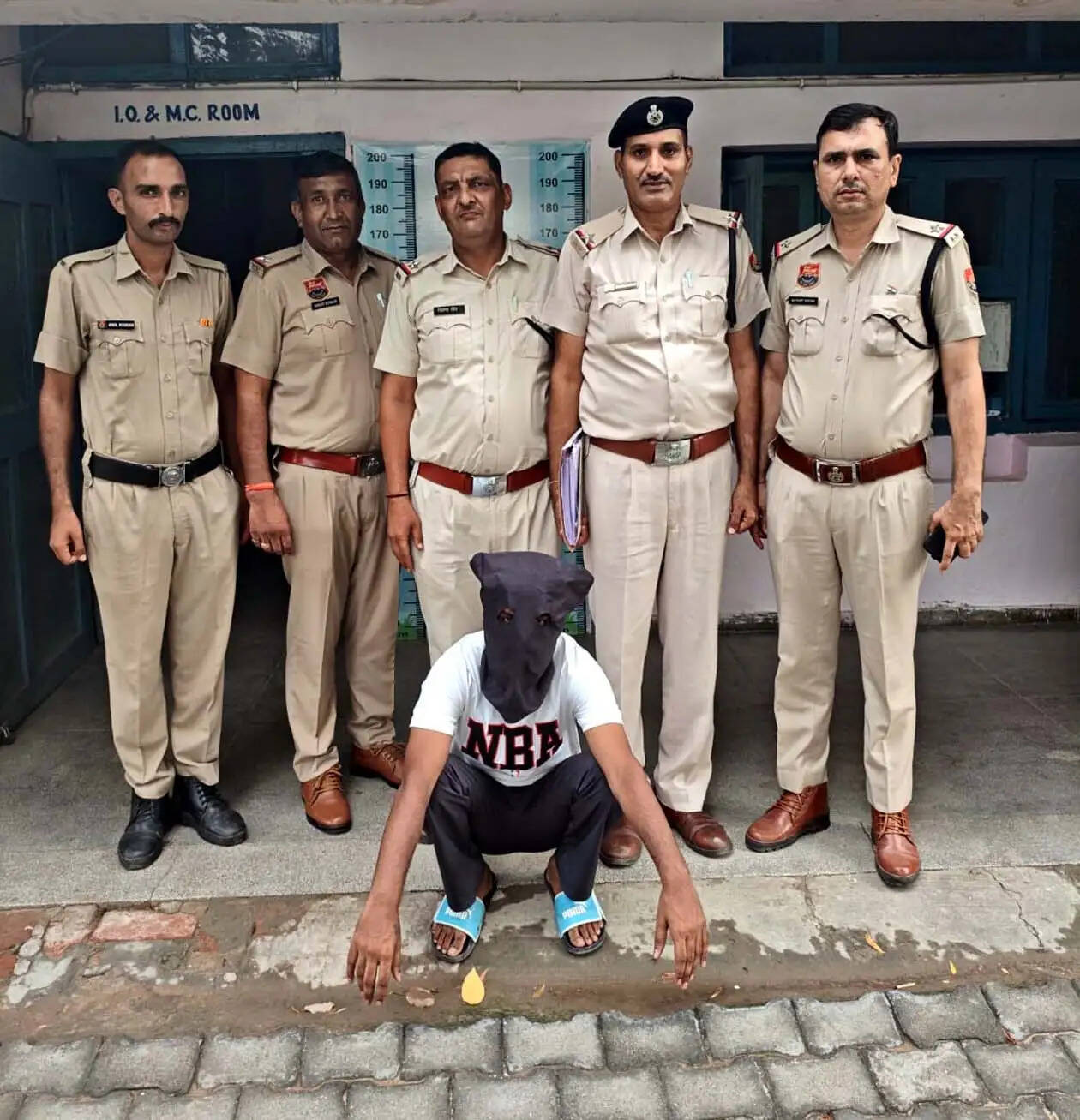 हिसार में ऑपरेशन ट्रैक डाउन के तहत 18 मामलों का हिस्ट्रीशीटर गिरफ्तार