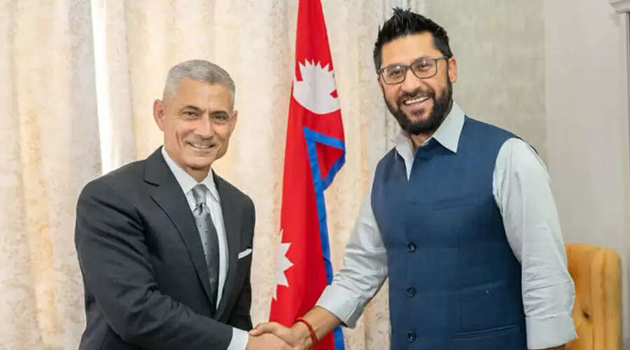 अमेरिकी सहायक विदेशमंत्री ने की सत्तारूढ़ दल के अध्यक्ष से मुलाकात