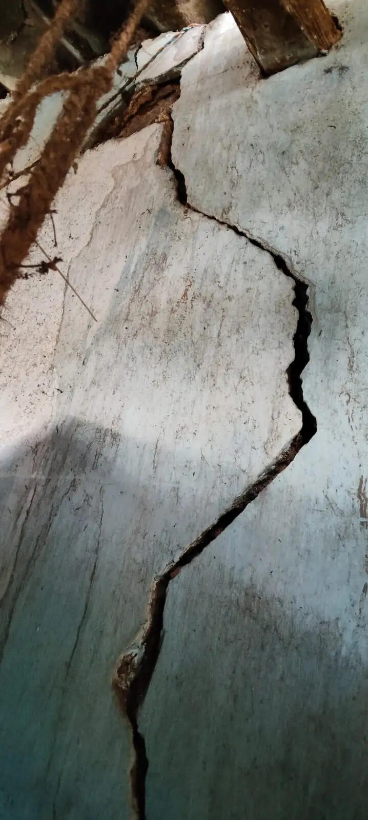 हेवी ब्लास्टिंग से दहशत में नराईबोध के ग्रामीण, मांगें नहीं मानी तो एसईसीएल मुख्यालय घेरने की चेतावनी