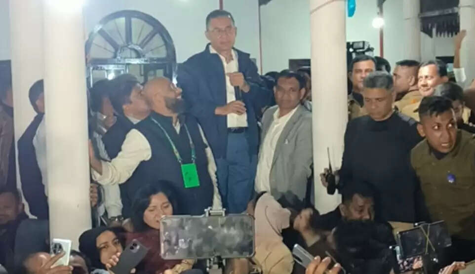 बांग्लादेशः तारिक रहमान ने ससुराल से शुरू किया चुनाव प्रचार