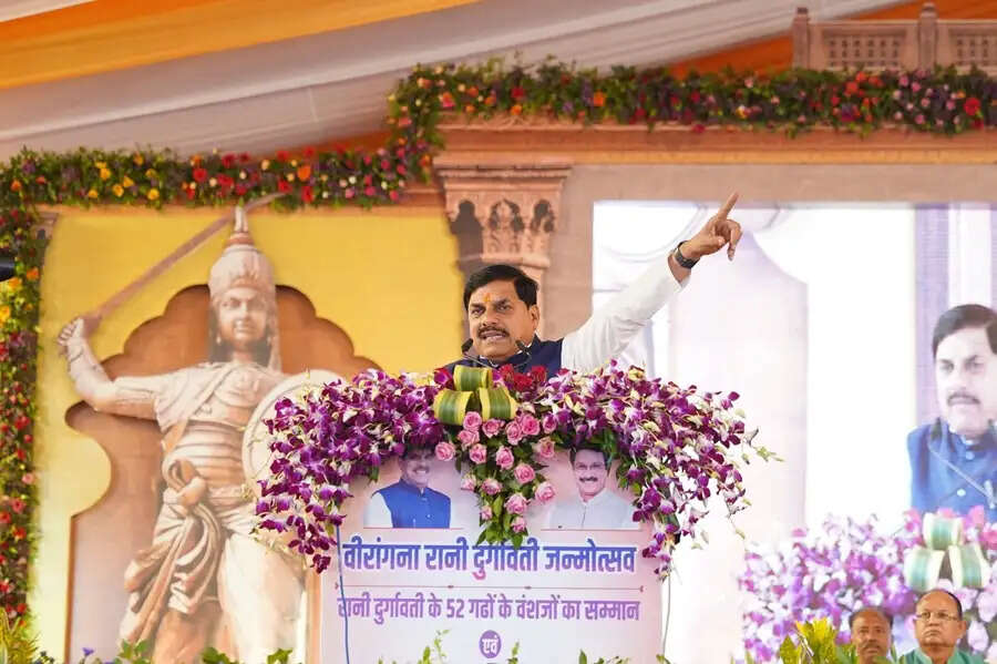 रानी दुर्गावती के दिखाए मार्ग से जनजातियों के विकास का नया अध्याय लिख रही राज्य सरकार : मुख्यमंत्री डॉ. यादव