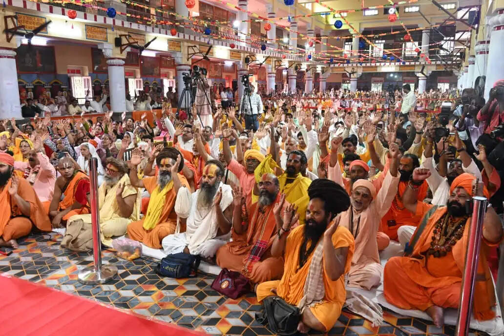सोशल मीडिया ने प्रस्तुत किया अर्धसत्य का नया तथ्य : सीएम योगी