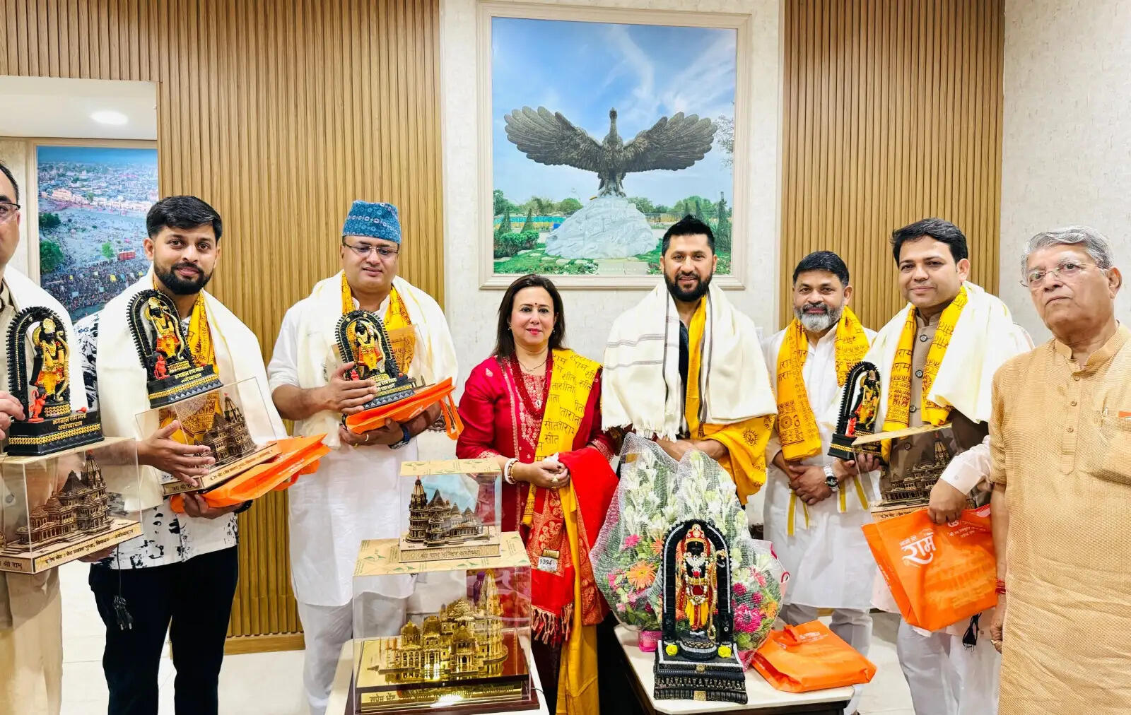 नेपाल के पूर्व उपप्रधानमंत्री रबी लामिछाने ने किए रामलला के दर्शन