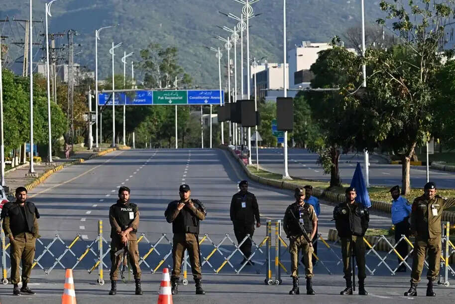 इस्लामाबाद वार्ता विफल होने पर तुर्किये ने अमेरिकी वार्ताकारों और ईरान ने ओमान से बात की