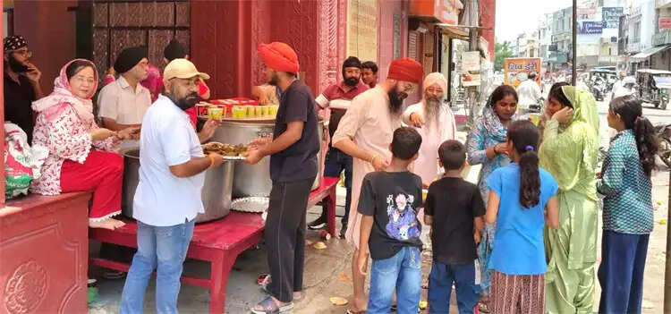 गुरुद्वारों में मनाया गया गुरु अर्जुन देव का शहीदी दिवस