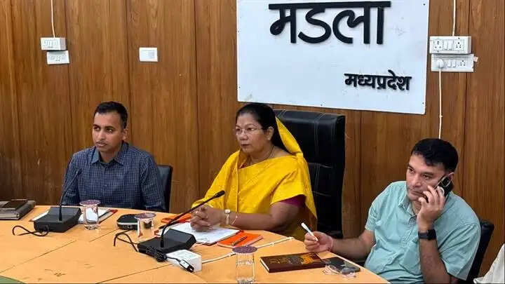 अतिवर्षा से निपटने प्रशासन पूरी तरह अलर्ट रहे, हर स्तर पर सतत मॉनिटरिंग होः संपतिया उइके