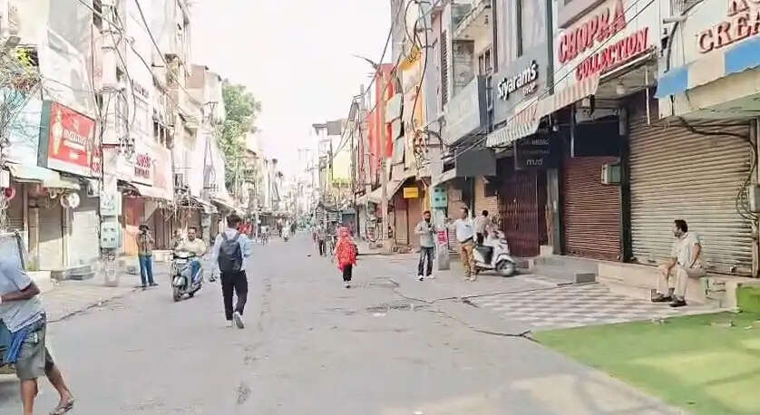 डॉ. आंबेडकर की प्रतिमा से कथित बेअदबी के विरोध में जालंधर बंद का दिखा असर
