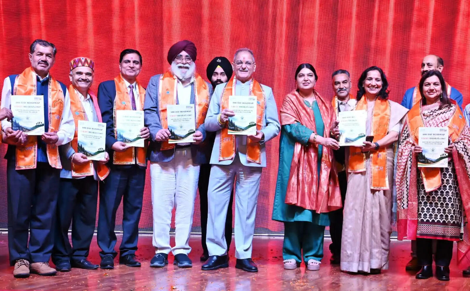 युवाओं के कौशल विकास और स्वरोजगार को बढ़ावा देगा सौ दिवसीय रोडमैप : राज्यपाल