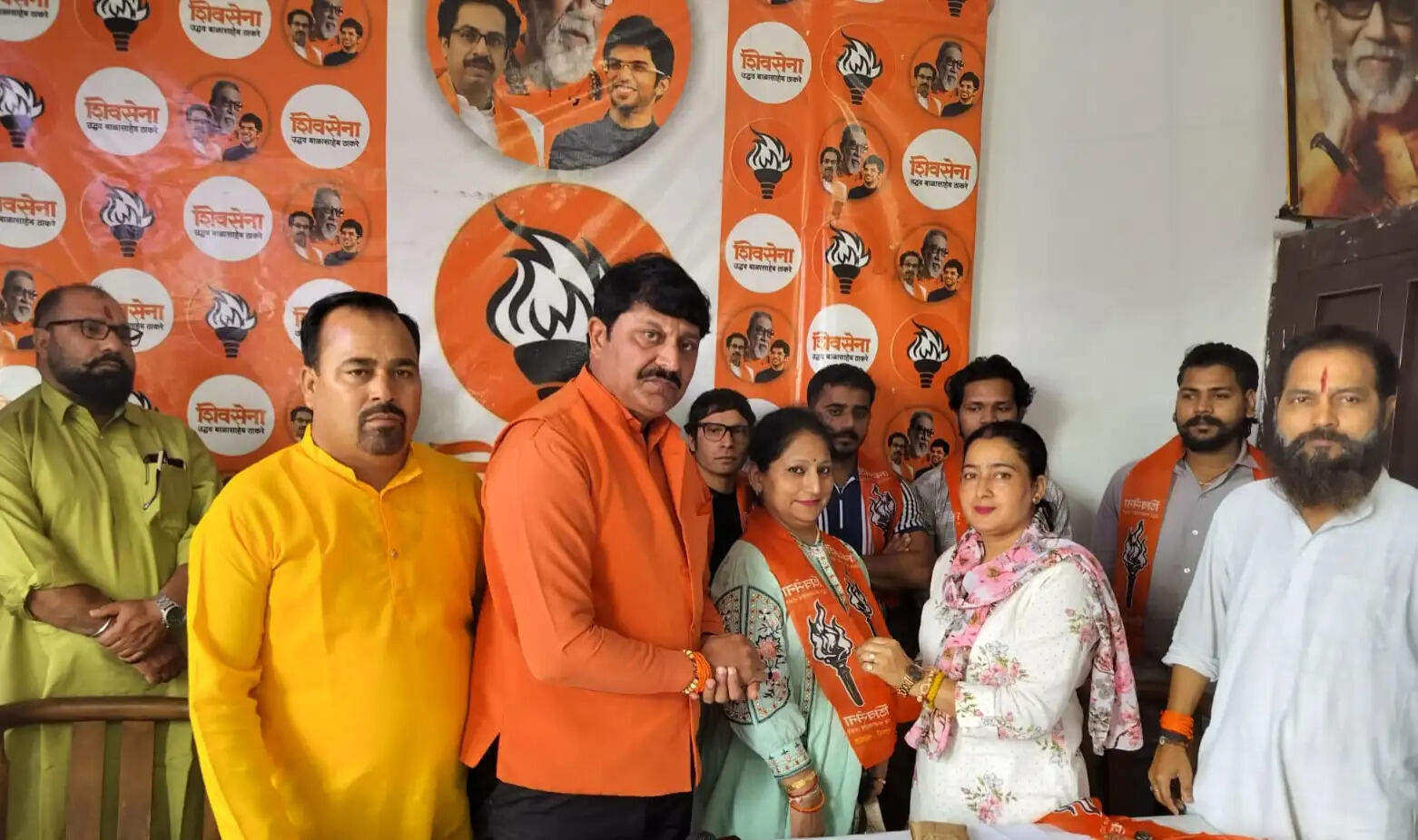 सिनेमाघरों की लूट पर लगाम और डोगरी फिल्मों के लिए निश्चित शो की मांग: शिवसेना