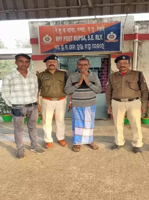 आरपीएफ खड़गपुर मंडल ने दिखाई तत्परता, कई यात्रियों को मिली त्वरित सहायता