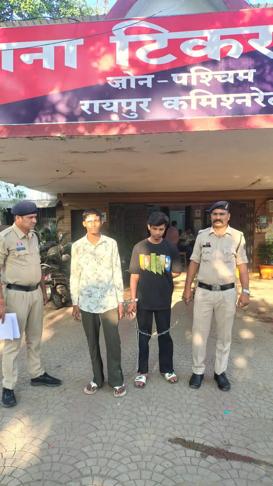 पुरानी विवाद को लेकर युवक पर जानलेवा हमला, तीन आरोपित गिरफ्तार