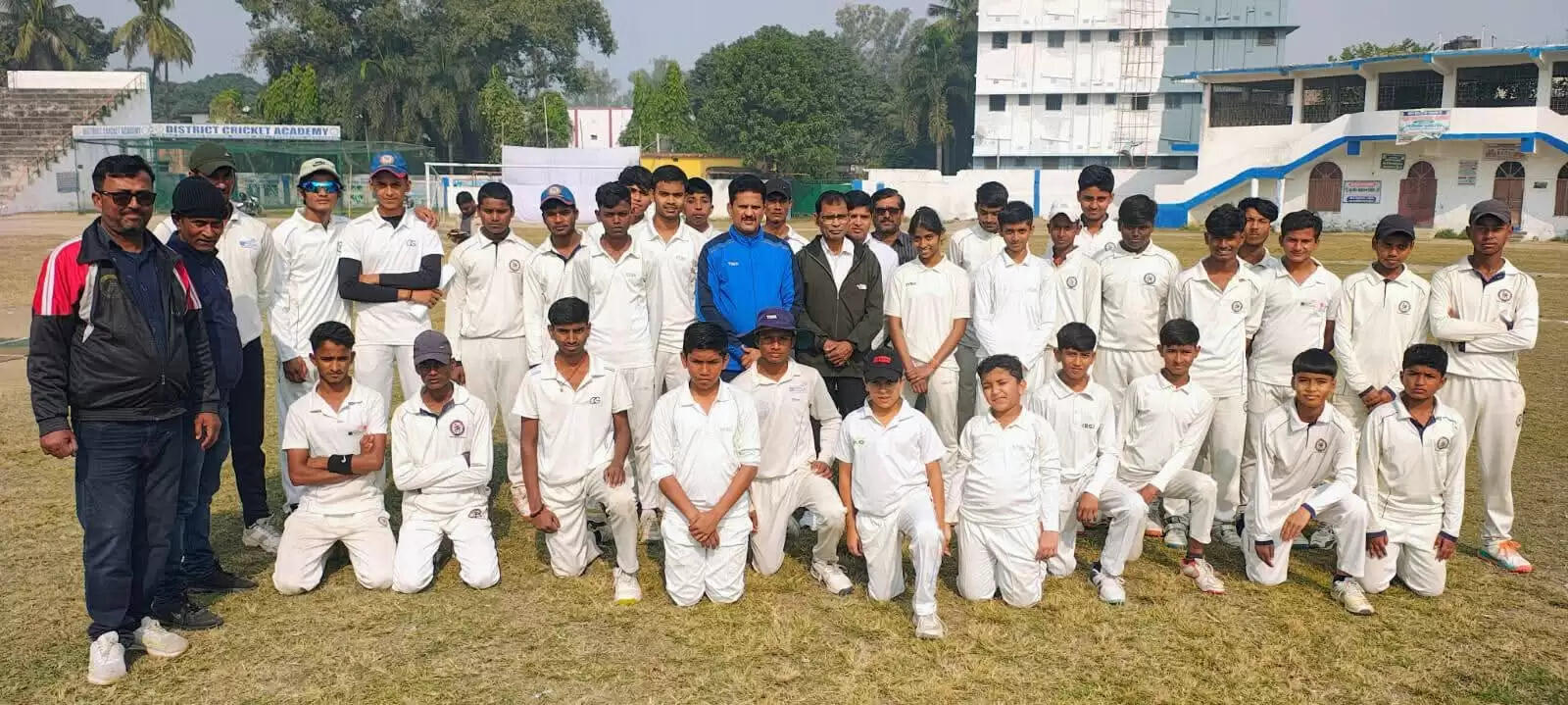 जिला क्रिकेट लीग अंडर 16 के लीग मैच में इंडस स्पोर्टिंग क्लब ने 5 विकेट से जयश क्रिकेट एकेडमी को हराया