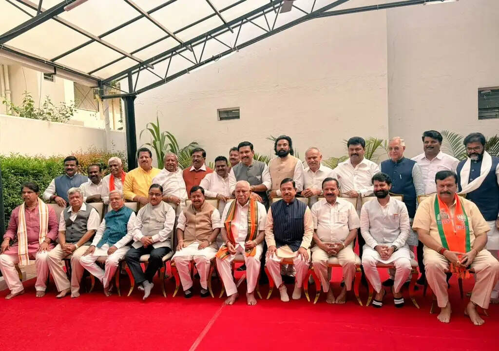 कर्नाटक दौरे पर भाजपा अध्यक्ष नितिन नवीन, संगठन मजबूती और चुनावी रणनीति पर मंथन