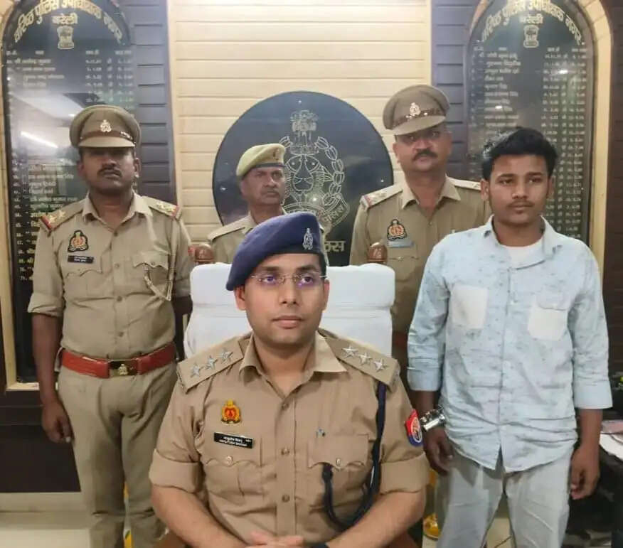 रील्स पर इमोजी बना जानलेवा, दोस्त ने पटरी पर पटककर की अमन की हत्या