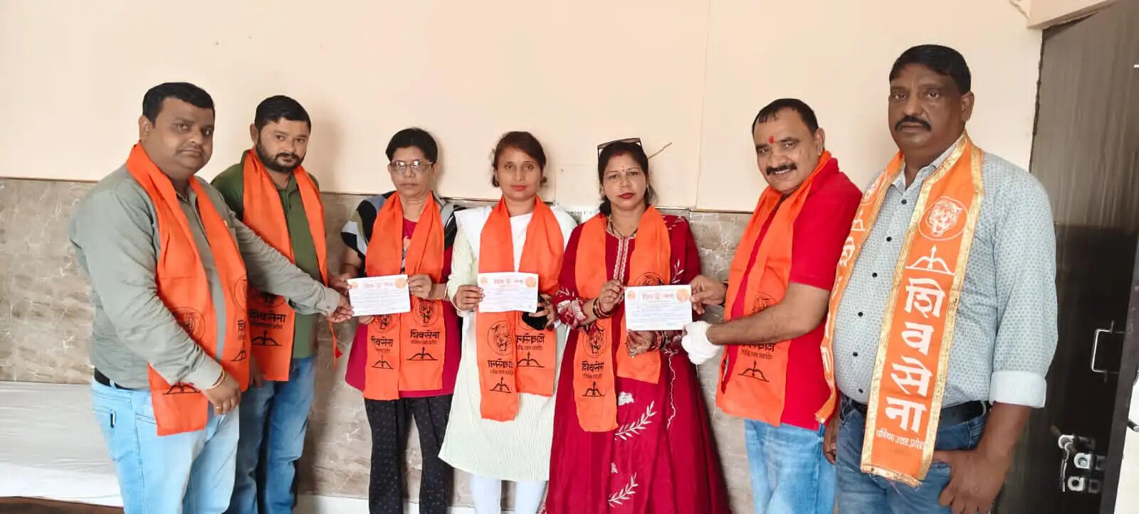 शिवसेना में शामिल हुए लोक जनशक्ति पार्टी के पदाधिकारी