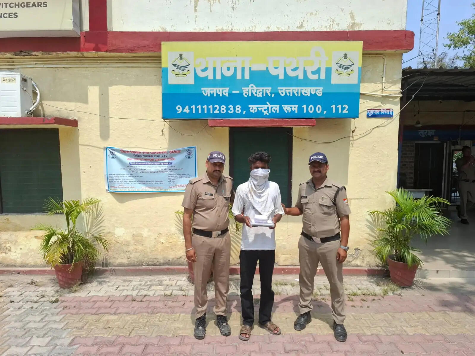 साढ़े पांच लाख की स्मेक के साथ नशा तस्कर शाहरुख गिरफ्तार