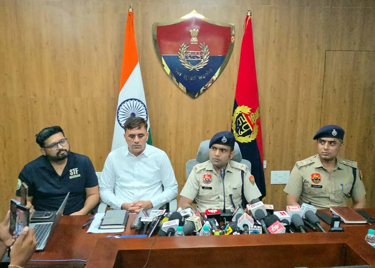 हिसार पुलिस ने गैंगस्टर काला खैरमपुरिया का साथी दिनेश खैरमपुरिया को दबोचा