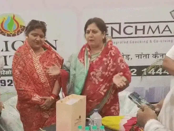 कोटा की महापौर ने महंगे गुलदस्तों पर उठाए सवाल, बोलीं- 15 रुपये का गुलाब भी सम्मान के लिए काफी