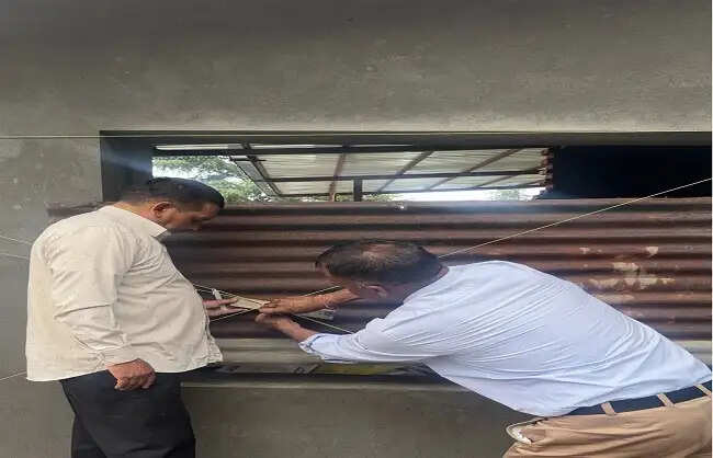 मसूरी में अवैध निर्माण पर एमडीडीए की कार्रवाई,ग्रीनवुड कॉटेज सील