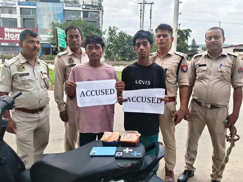 आईएसबीटी के पास हेरोइन के साथ दो तस्कर गिरफ्तार
