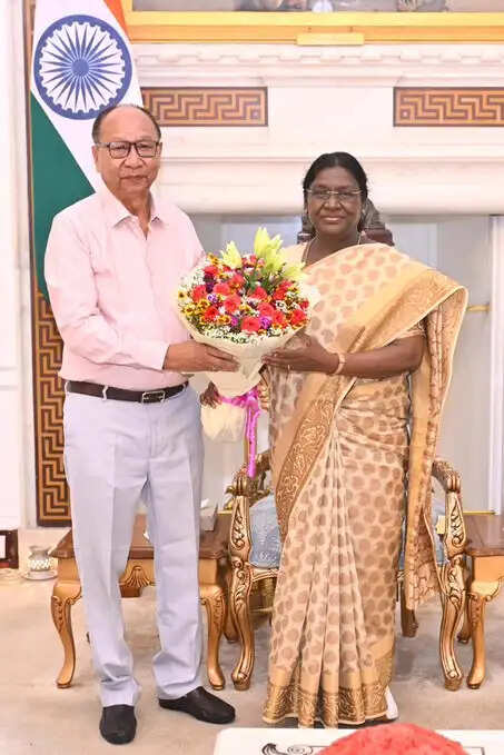नगालैंड, बिहार के राज्यपाल और मणिपुर के मुख्यमंत्री ने राष्ट्रपति से की मुलाकात
