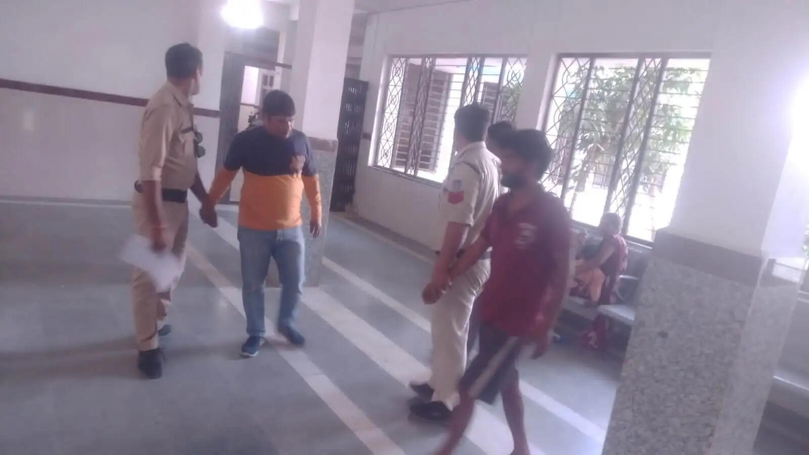 राजगढ़ः एक ही फोटो-आईडी पर ढ़ाई हजार से अधिक सिम एक्टिवेट,पांच आरोपित गिरफ्तार