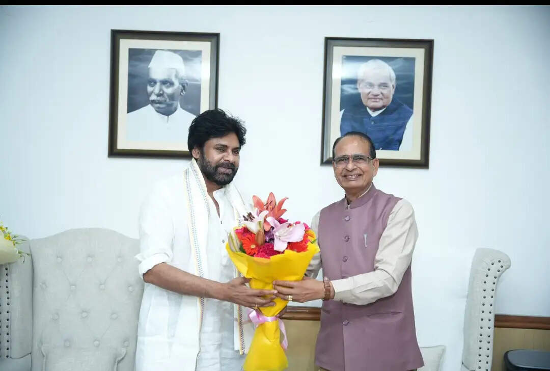पवन कल्याण से शिवराज सिंह की मुलाकात, अनंतपुर से एक जुलाई को वीबी जी राम जी का करेंगे शुभारंभ