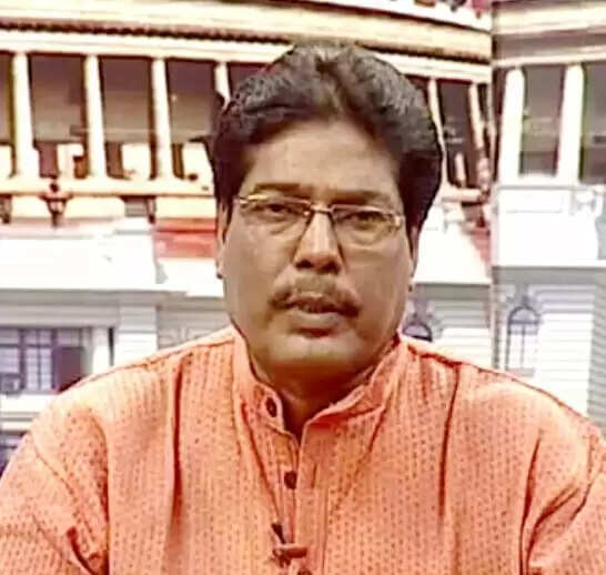डॉ. अखिलेश सिंह के सफल कार्यक्रम से भाजपा और उनके एजेंट हताश : सुमन मल्लिक