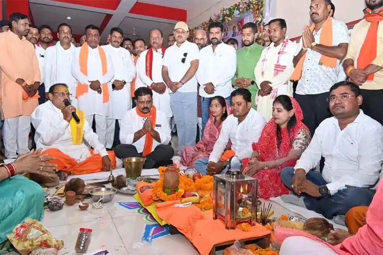 हाईटेक बस स्टैण्ड से कवर्धा में विकास का नया अध्याय प्रारंभ : उपमुख्यमंत्री विजय शर्मा