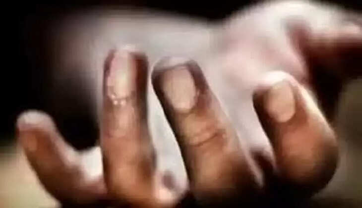 विद्युत लाइन पर कार्य करते समय श्रमिक की छत पर गिरकर मौत