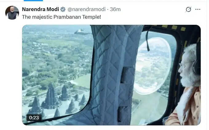 प्रधानमंत्री मोदी ने इंडोनेशिया के प्रम्बानन मंदिर का हवाई अवलोकन किया