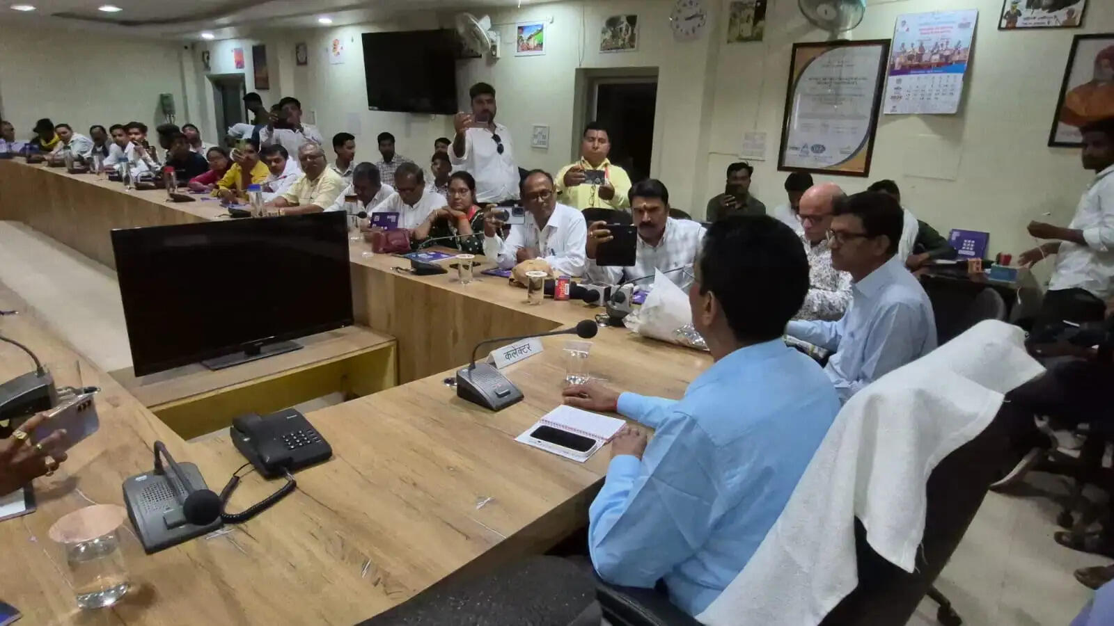 दमोह: नवागत कलेक्टर बोले- कागजी खानापूर्ति नहीं, धरातल पर दिखेगा विकास