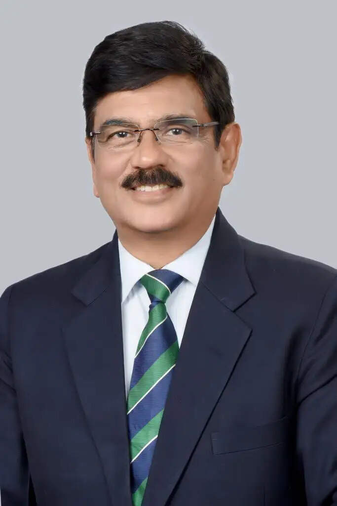 न्यूरो सर्जन डॉ. वी.डी. सिन्हा बने एएएसएनएस के अंतरराष्ट्रीय अध्यक्ष