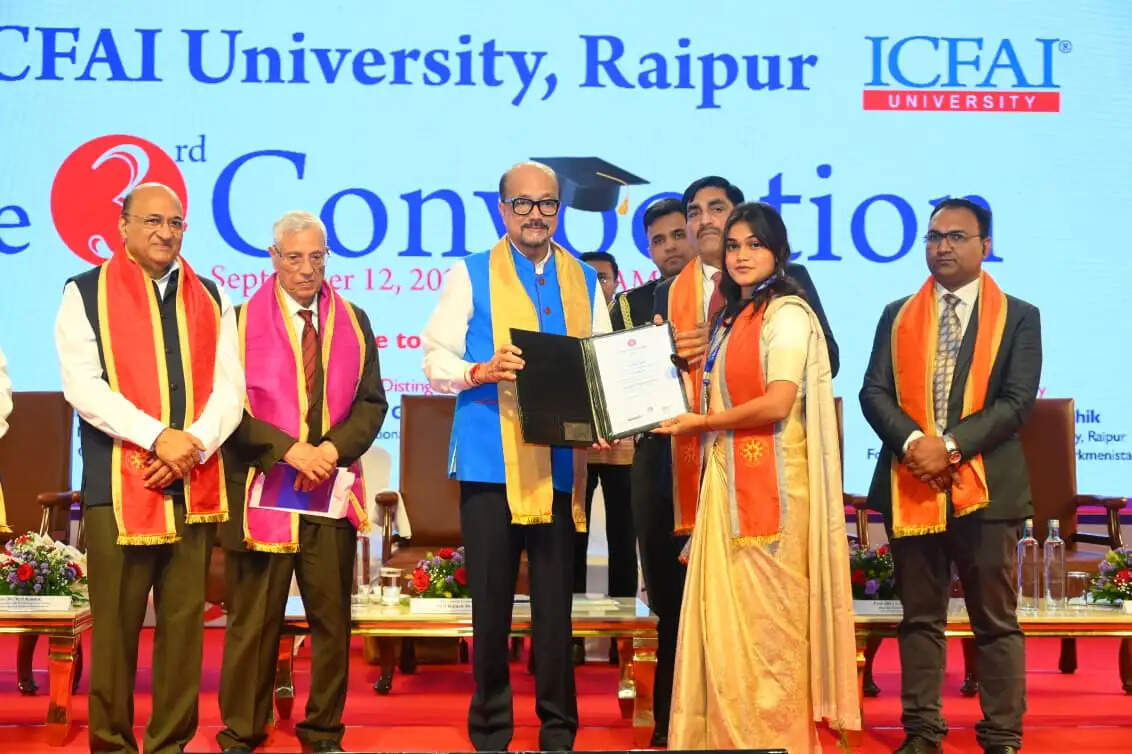 डिजिटल एडिक्शन आज किसी भी अन्य एडिक्शन से अधिक खतरनाक : राज्यपाल डेका