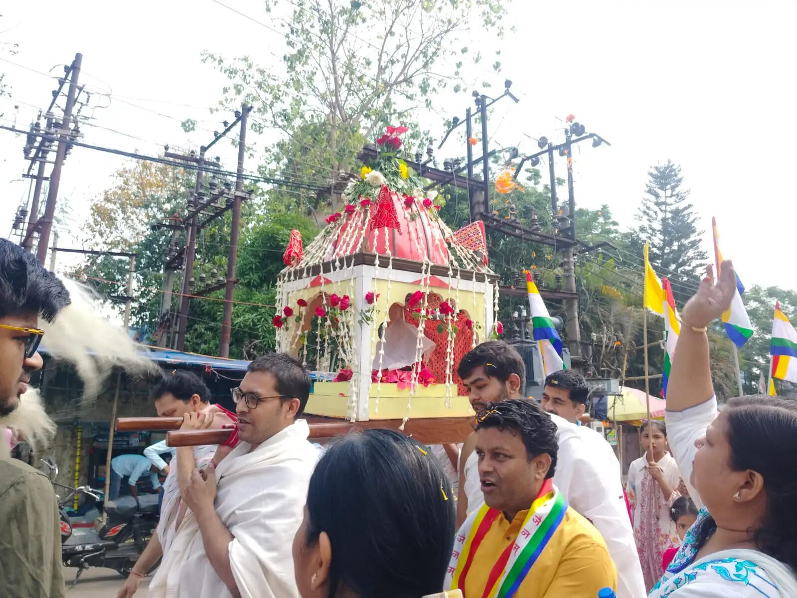 महावीर जयंती की शोभायात्रा का हुआ भव्य स्वागत