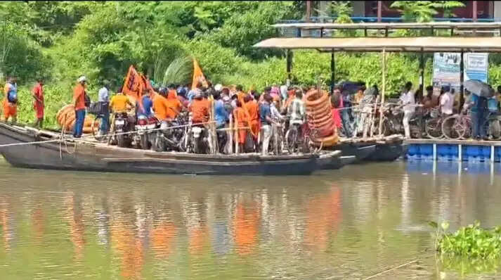 फरक्का में जल मार्ग विकास परियोजना के जेटी पर सुरक्षा को लेकर सवाल, हादसे की आशंका
