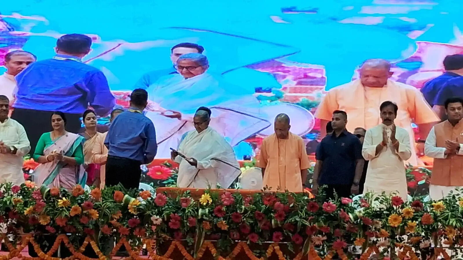 शिक्षक के परिवार में कोई चिकित्सा की जरूरत पड़ेगी तो अब वे परेशान नहीं होंगे : संदीप सिंह