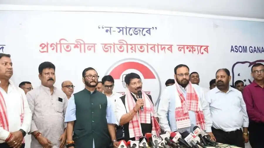अगप विधायक दल के नेता चुने गए अतुल बोरा, केशव महंत उप-नेता